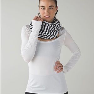 Lululemon Stripe Vinyasa Scarf with Zipper
